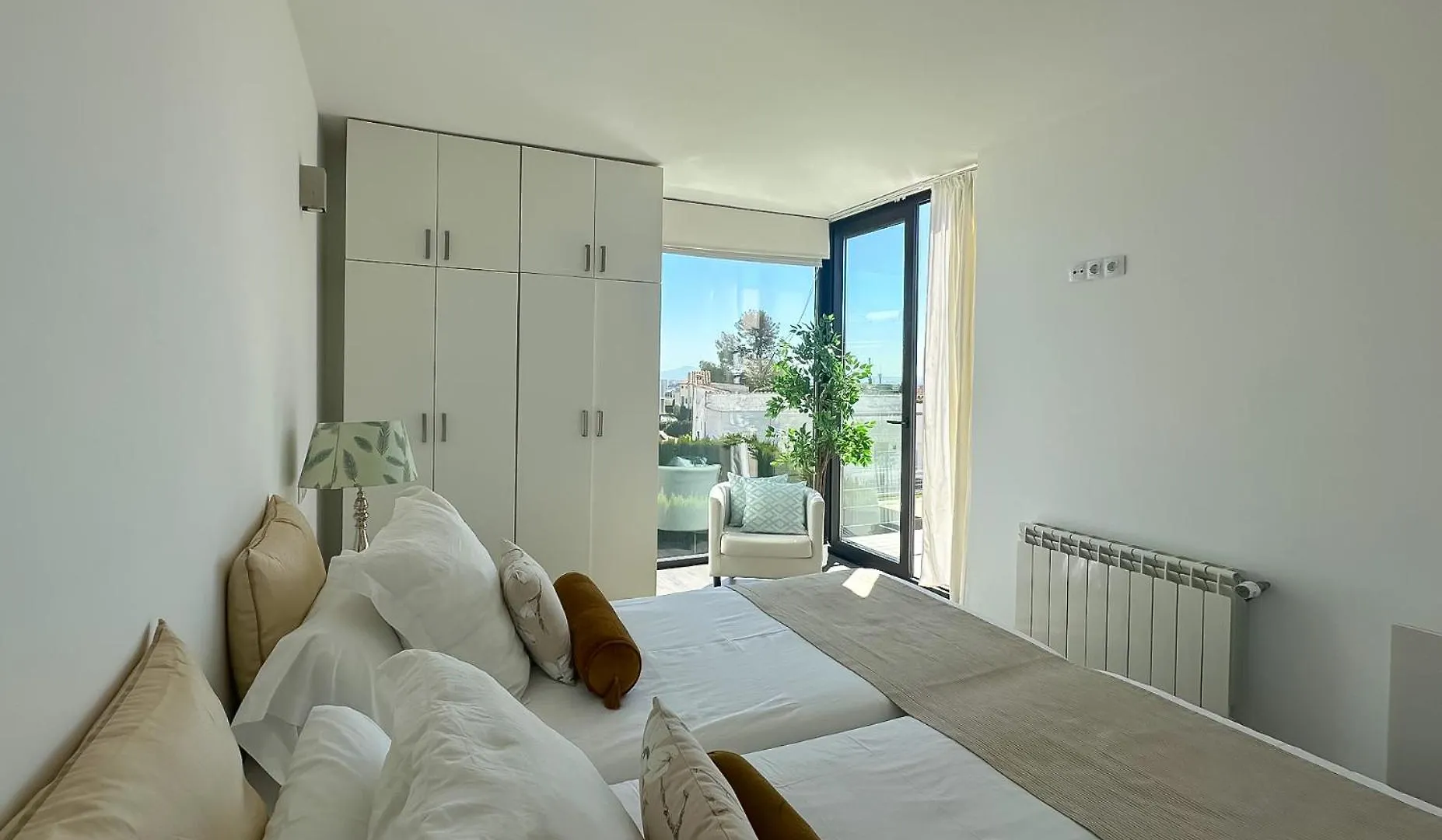 Moderna Villa Con Piscina En פלמה דה מיורקה ספרד